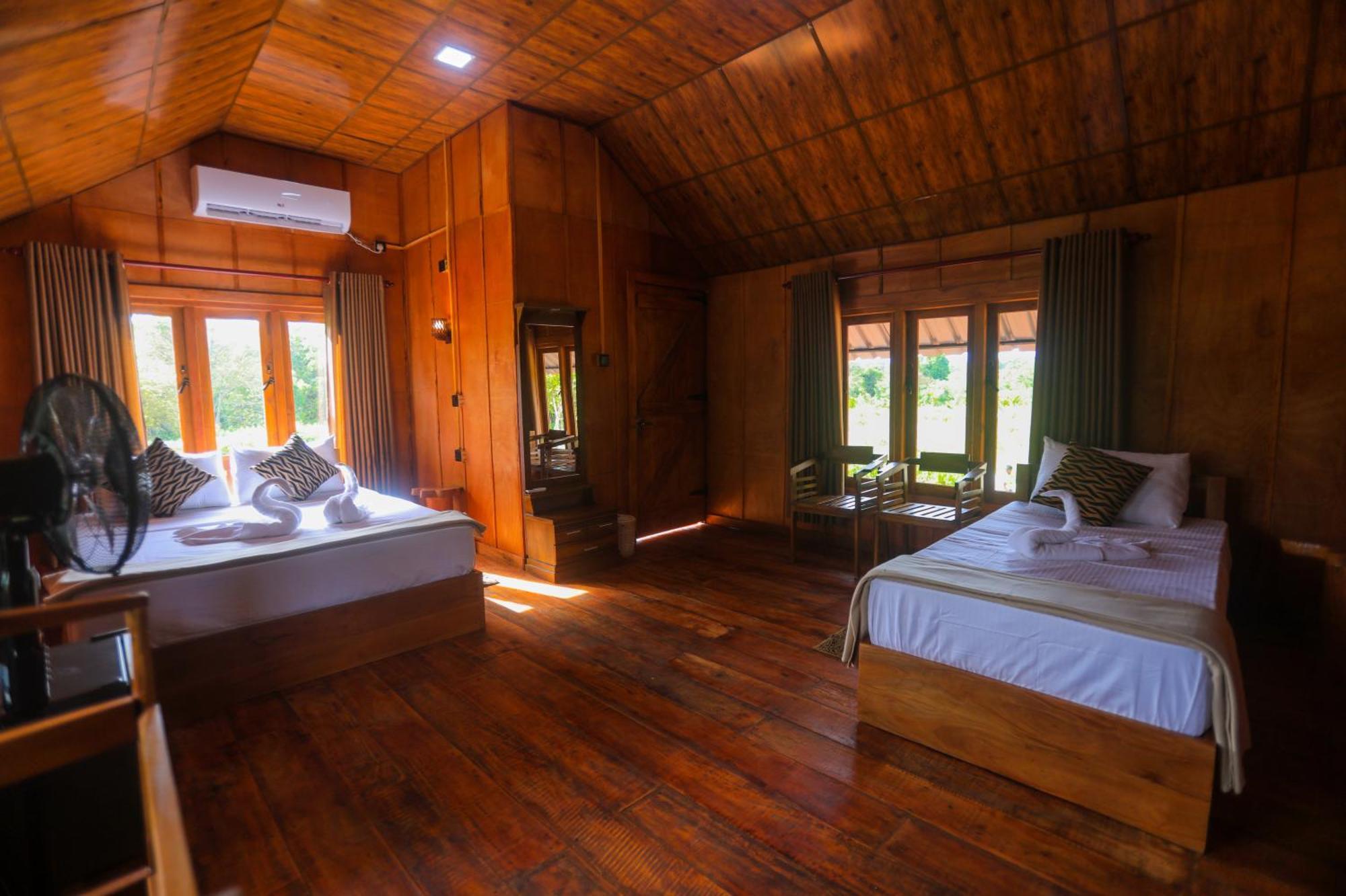 Lion Wood Treehouse Villa Talkote Exterior photo